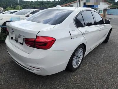 2017 BMW 320 VIN: