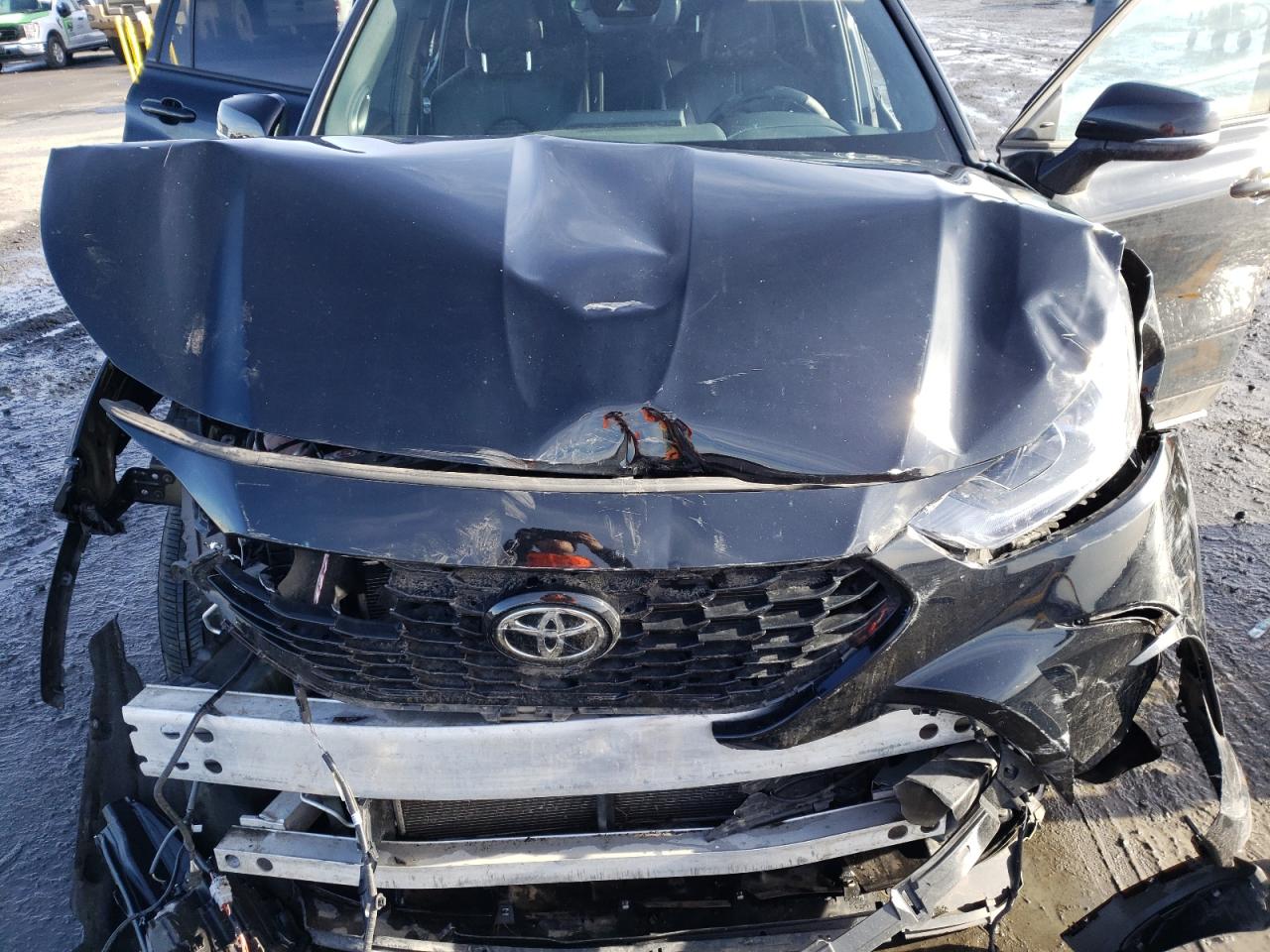 2022 TOYOTA HIGHLANDER XSE VIN:5TDJZRBH1NS250059