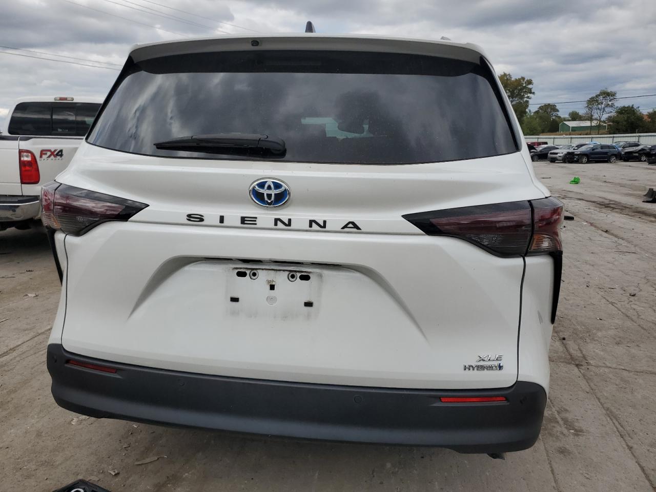 2023 TOYOTA SIENNA XLE VIN:5TDYRKEC2PS145829