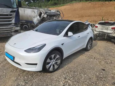 2024 Tesla Model Y LRWYGCFS7RC426317 VIN:LRWYGCFS7RC426317