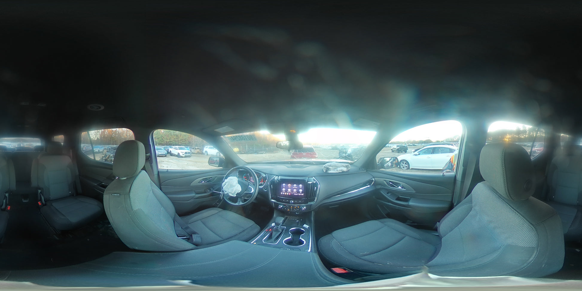 2023 CHEVROLET TRAVERSE LT VIN:1GNEVGKW8PJ219947