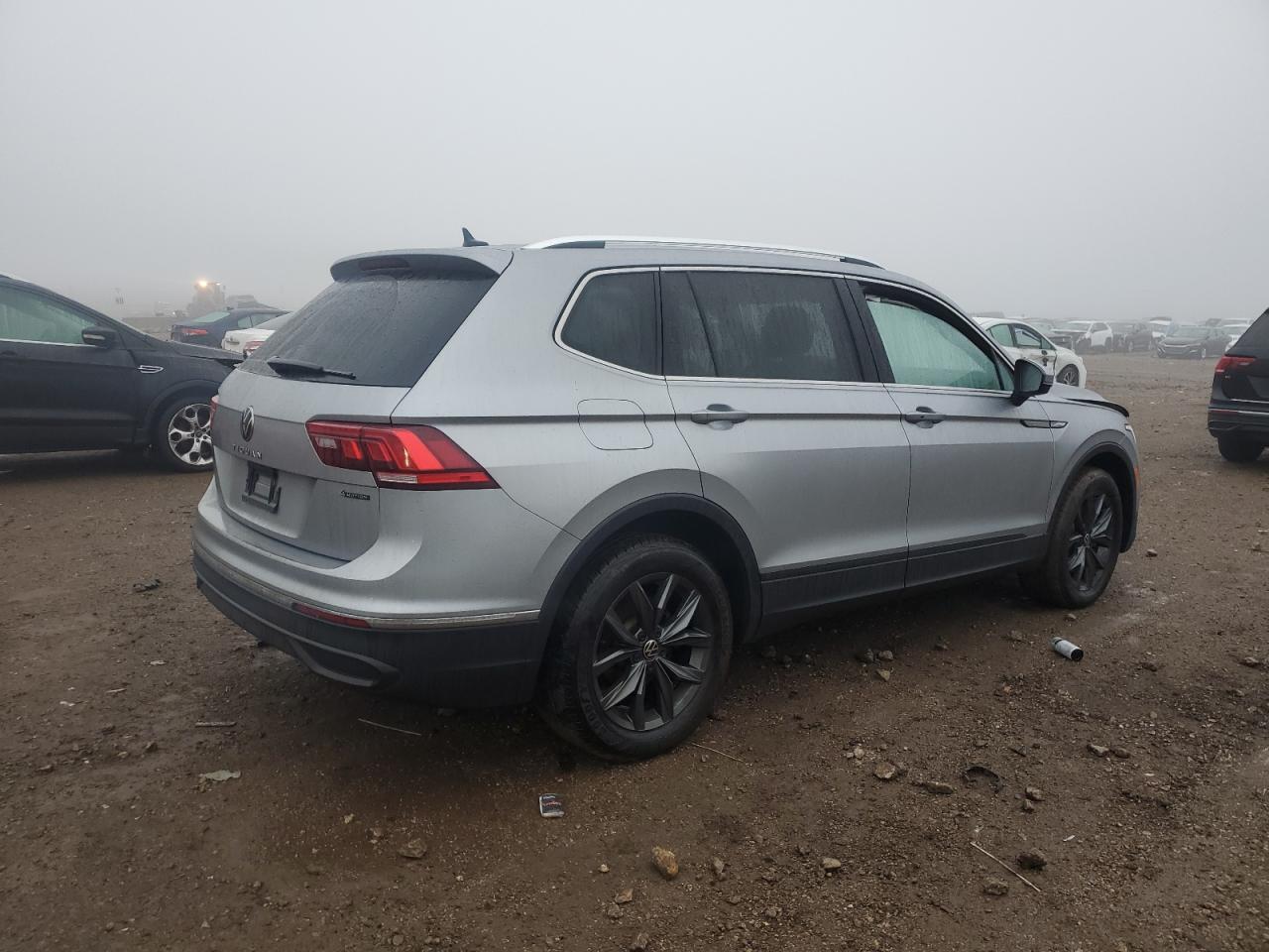 2022 VOLKSWAGEN TIGUAN SE VIN:3VV2B7AX5NM066105