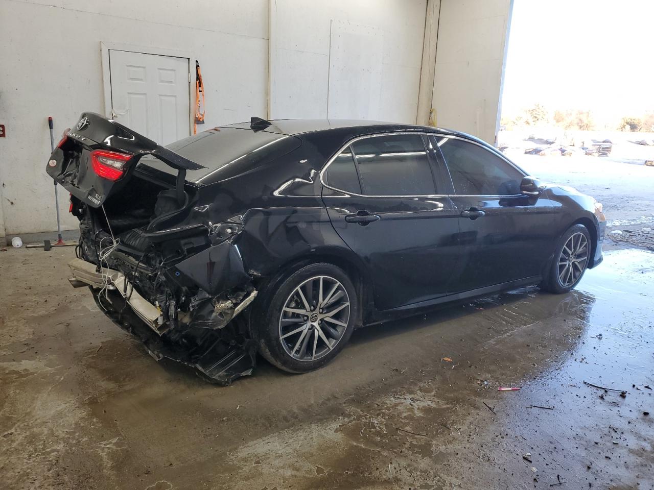 2022 TOYOTA CAMRY XLE VIN:4T1F31AK7NU577997