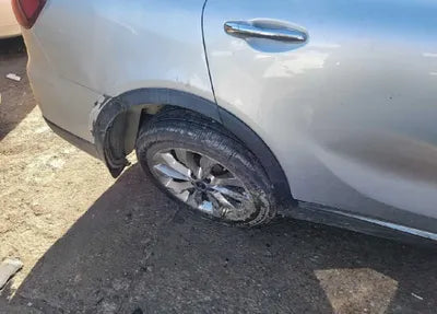 2020 Kia Sorento KNAPG81BBLA610348 VIN:KNAPG81BBLA610348