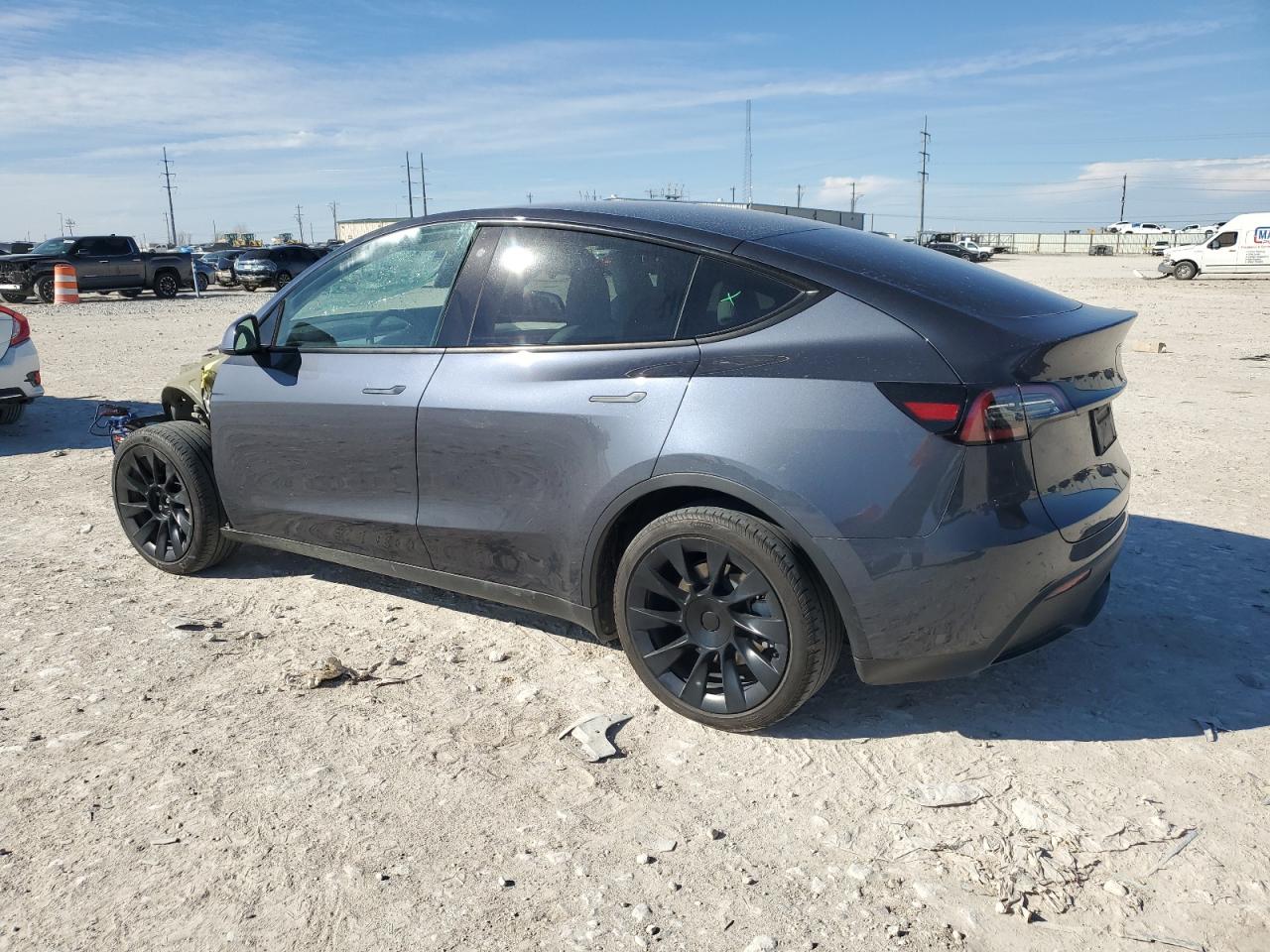 2023 TESLA MODEL Y  VIN:7SAYGDEE5PA100116