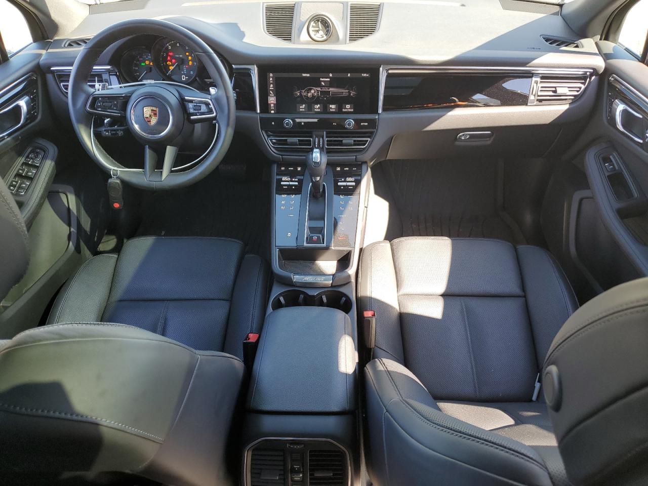 2024 PORSCHE MACAN BASE VIN:WP1AA2A53RLB08520