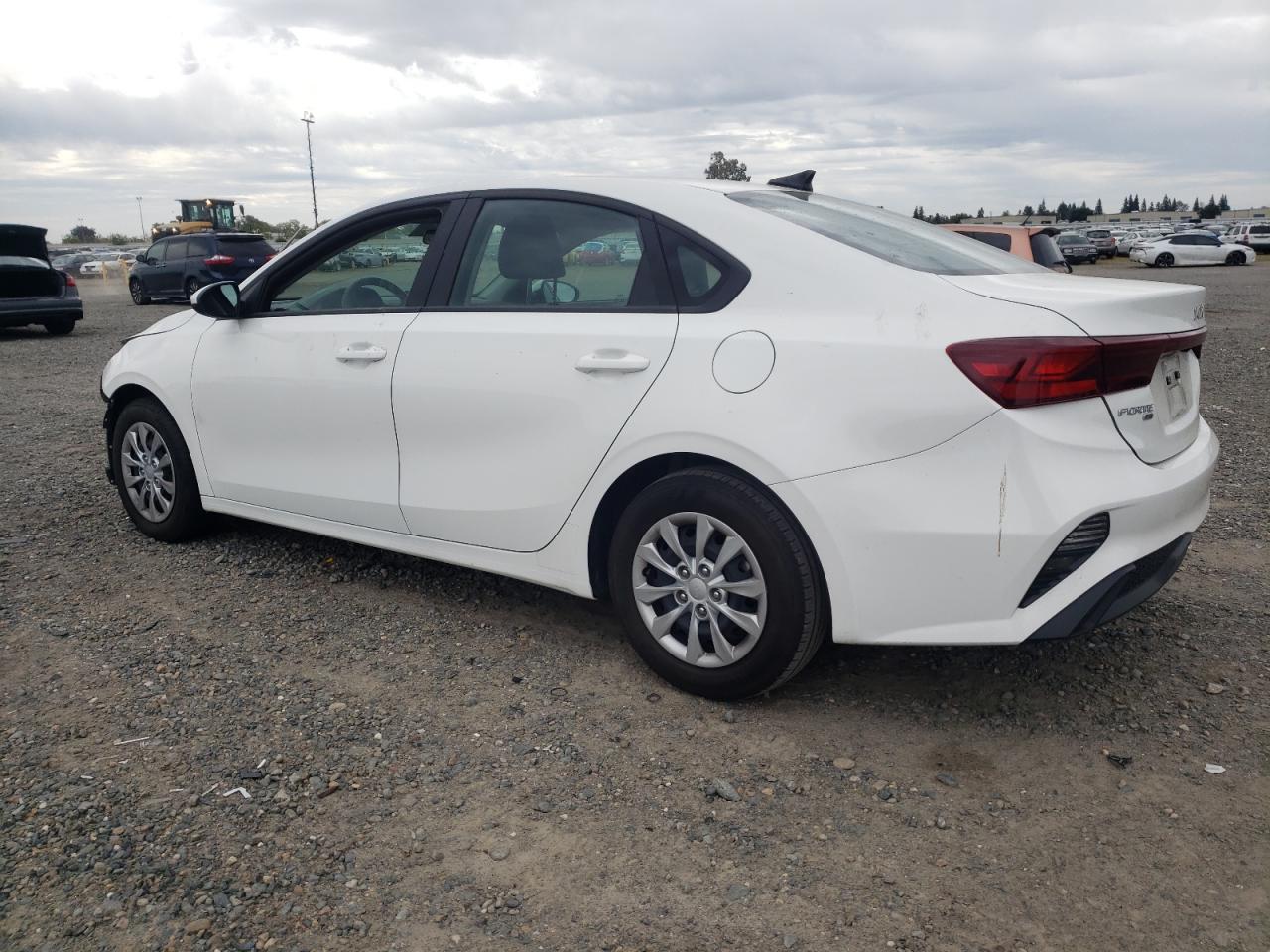 2022 KIA FORTE FE VIN:3KPF24AD2NE474818