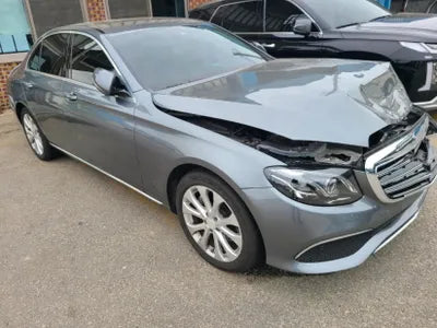 2019 Mercedes-Benz E 220 VIN: