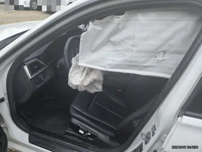 2016 BMW 320 WBA8C5108GK639924 VIN:WBA8C5108GK639924