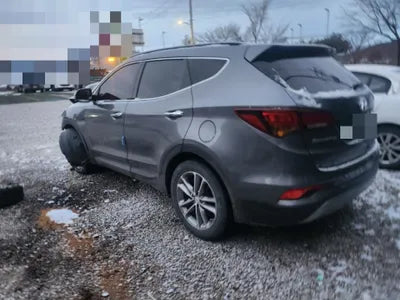 2016 Hyundai Santa FE KMHSW81UBGU677985 VIN:KMHSW81UBGU677985