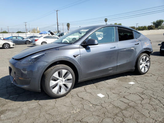 2024 TESLA MODEL Y  VIN:7SAYGDEE2RA216828