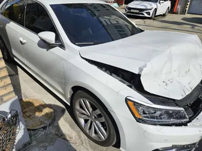 2018 Volkswagen Passat 1VWZZZA3ZJC051800 VIN:1VWZZZA3ZJC051800