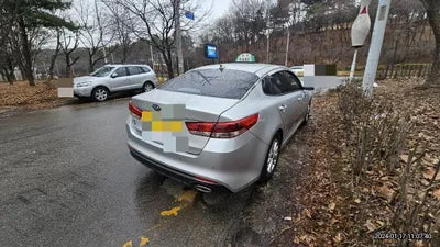 2016 Kia K5 KNAGU416BGA053303 VIN:KNAGU416BGA053303