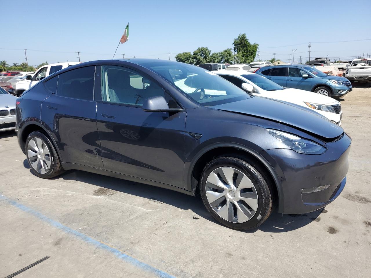 2024 TESLA MODEL Y  VIN:7SAYGDEE8RA232130