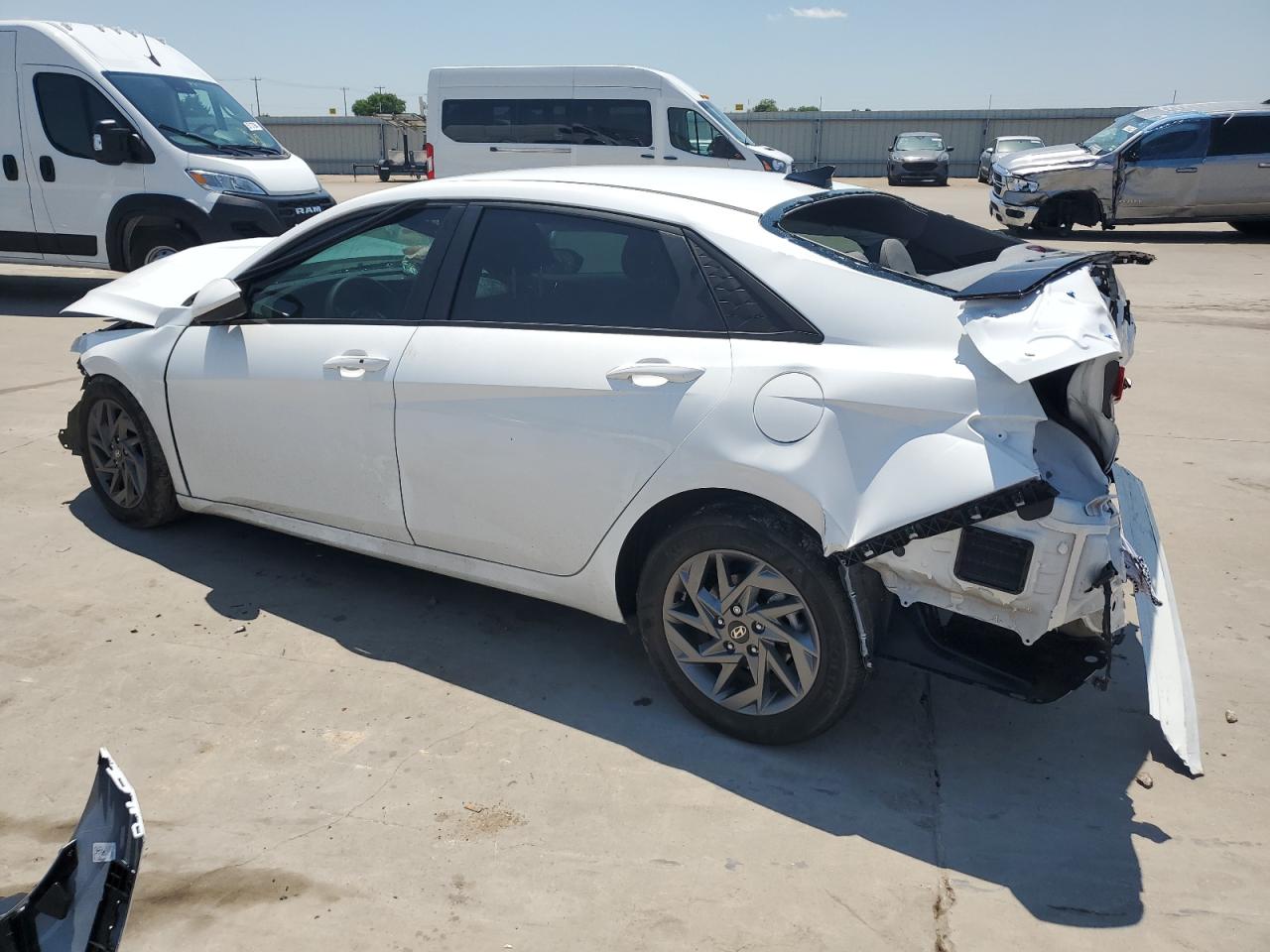 2024 HYUNDAI ELANTRA SEL VIN:KMHLM4DG9RU754273