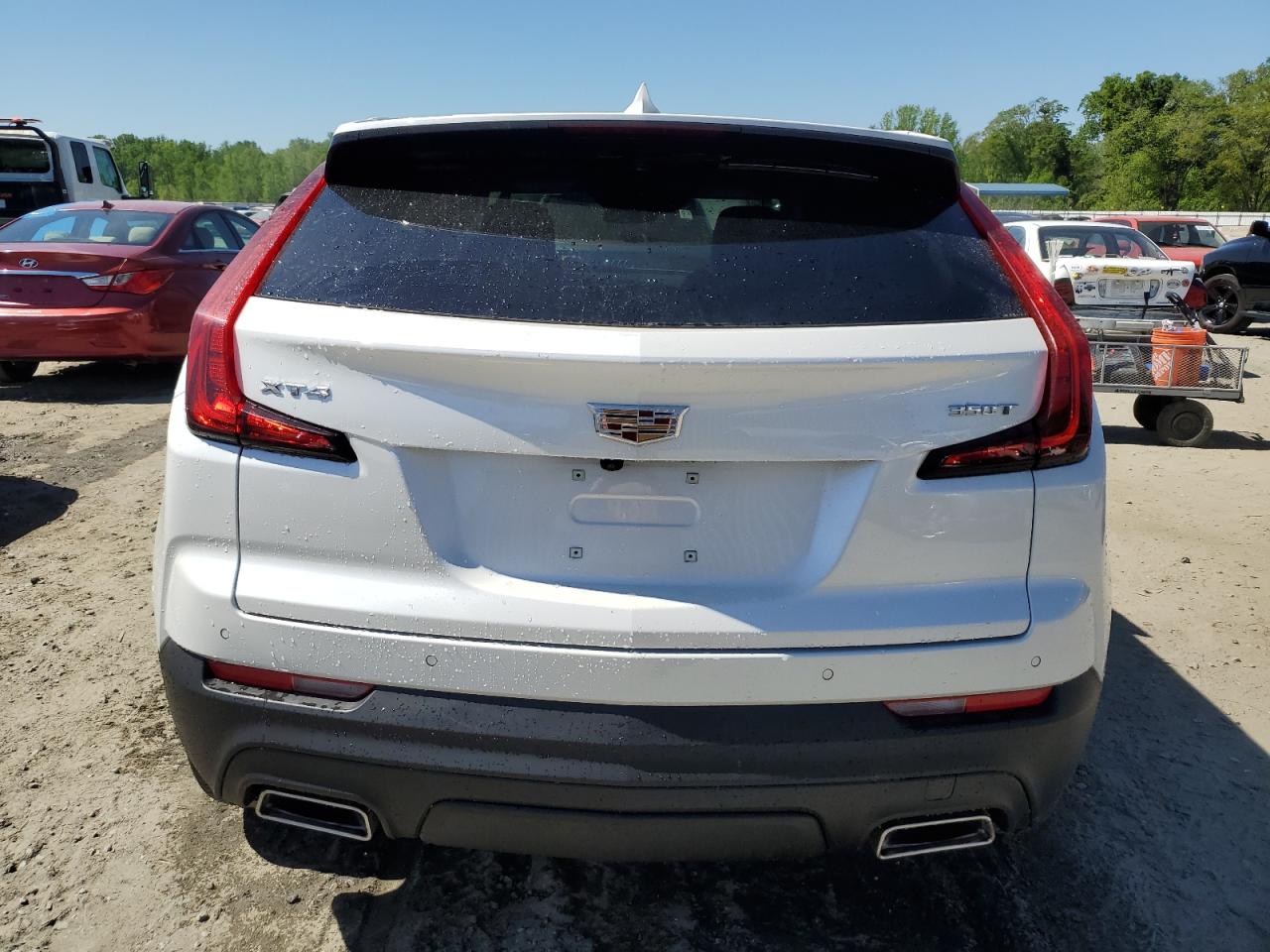 2023 CADILLAC XT4 LUXURY VIN:1GYAZAR42PF221591