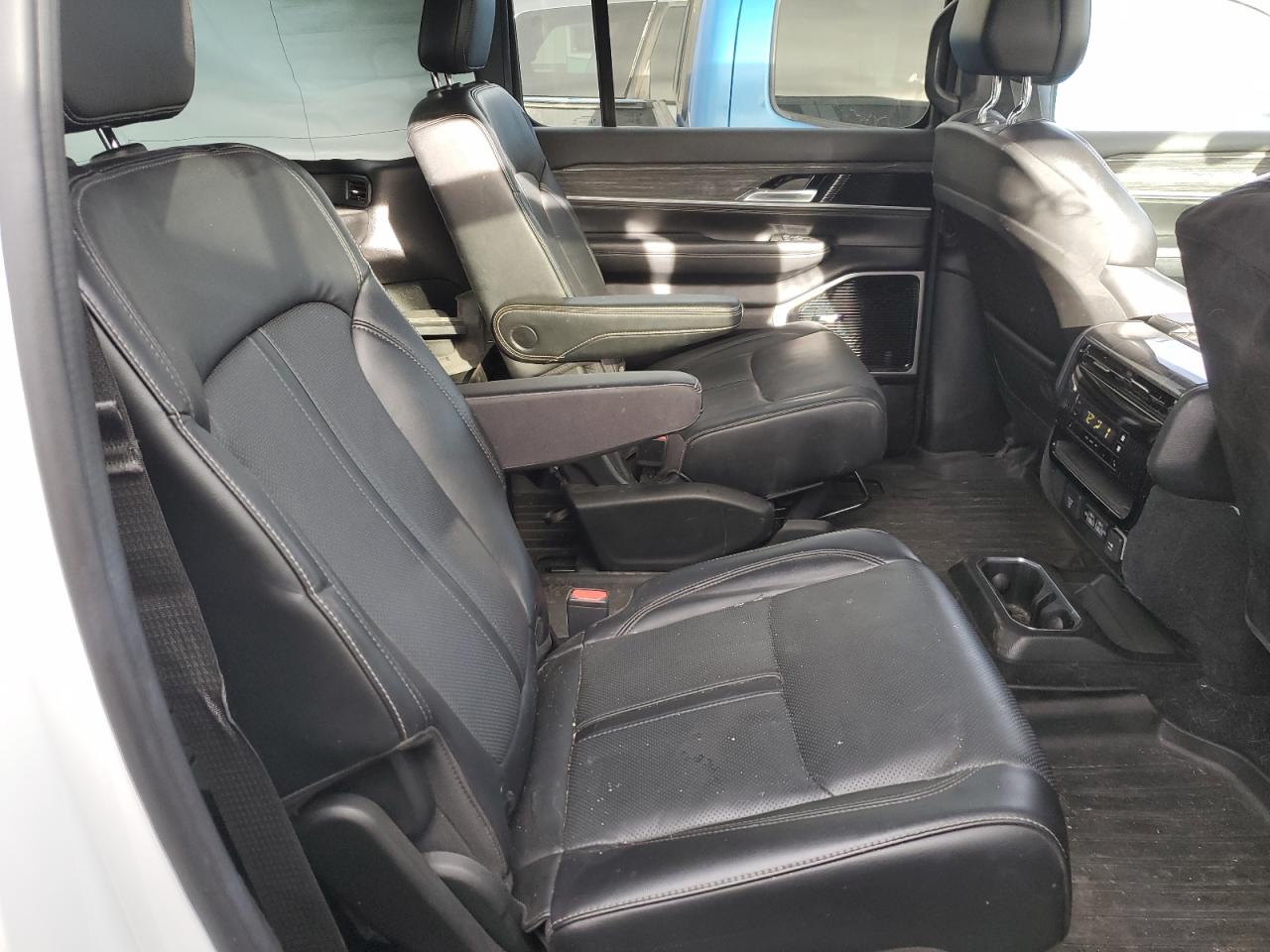 2022 JEEP WAGONEER SERIES III VIN:1C4SJVDT4NS102792