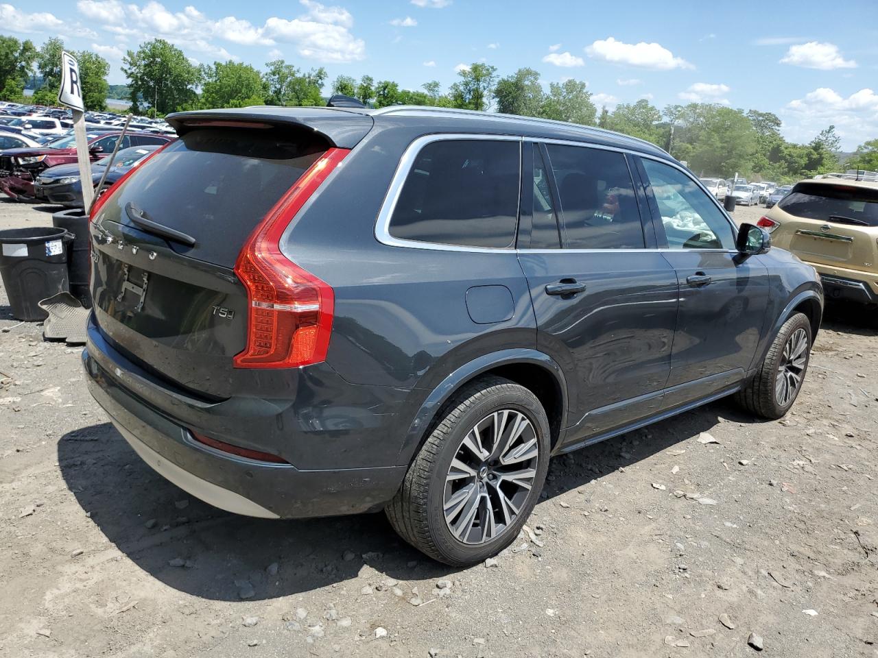 2022 VOLVO XC90 T5 MOMENTUM VIN:YV4102PK0N1775601