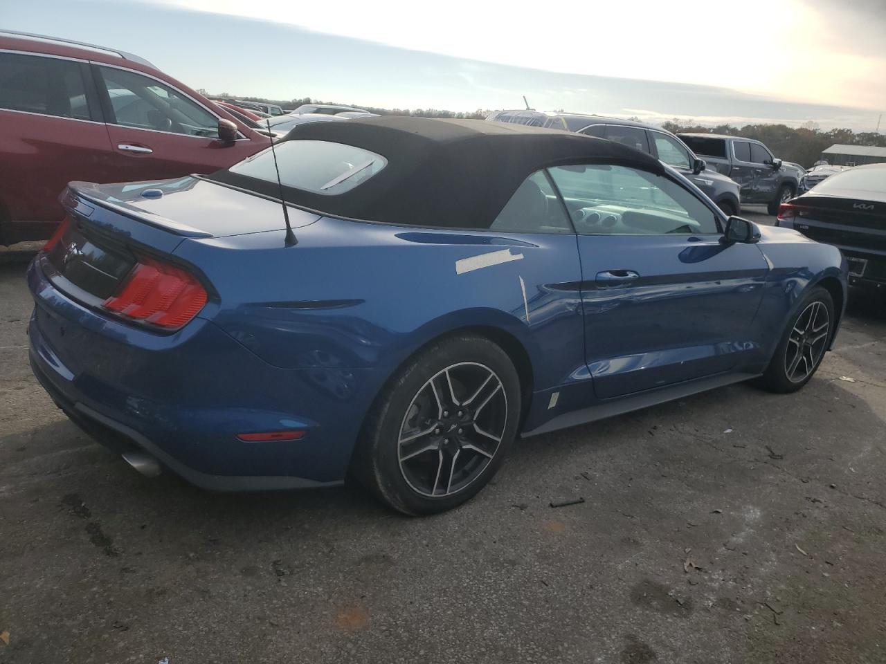 2022 FORD MUSTANG  VIN:1FATP8UH8N5141065