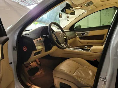 2014 Jaguar XF VIN: