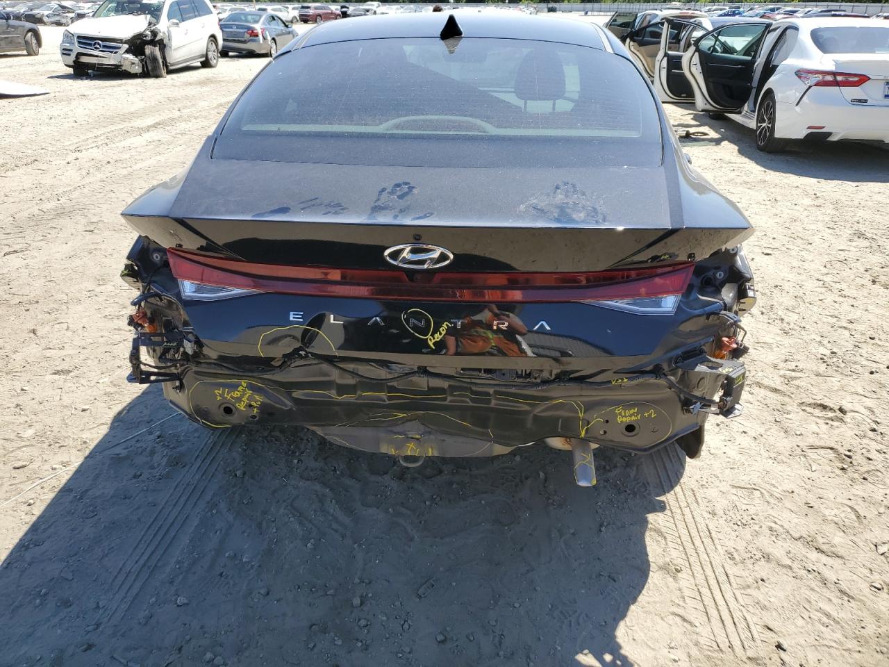 2023 HYUNDAI ELANTRA SEL VIN:KMHLS4AG5PU627088