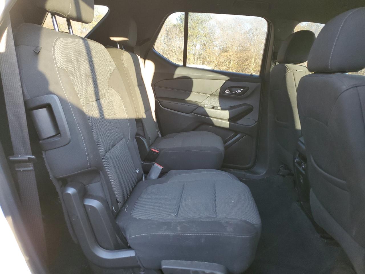 2022 CHEVROLET TRAVERSE LT VIN:1GNERGKW9NJ122502