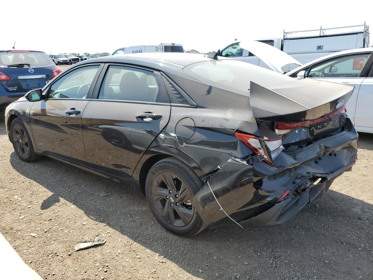 2023 HYUNDAI ELANTRA SEL VIN:KMHLM4AG3PU618075