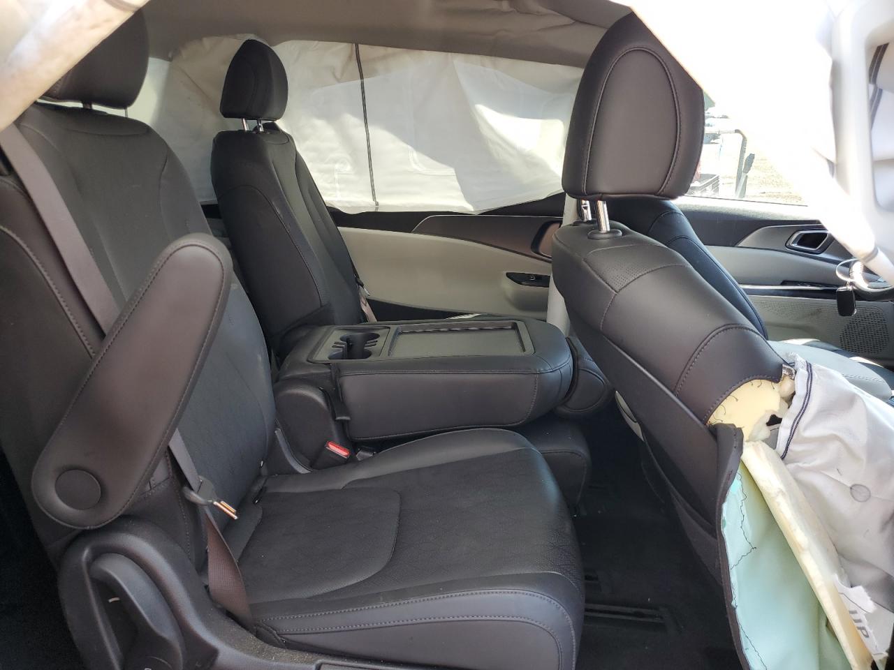 2022 KIA CARNIVAL LX VIN:KNDNB4H30N6117457