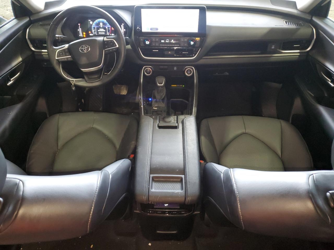 2024 TOYOTA GRAND HIGHLANDER XLE VIN:5TDAAAA5XRS005248
