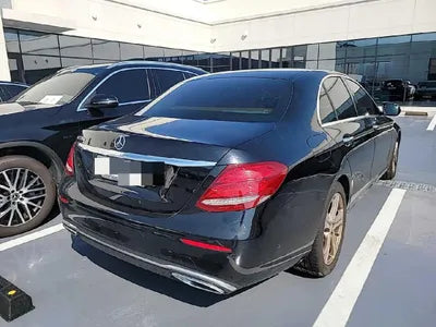 2016 Mercedes-Benz E 220 VIN: