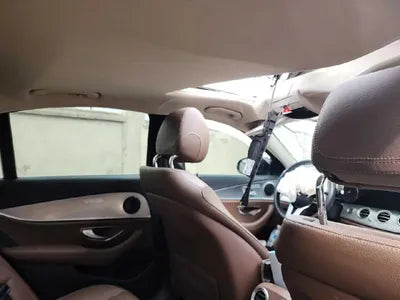 2018 Mercedes-Benz E 300 VIN: