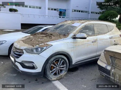 2017 Hyundai Santa FE KMHSW81UBHU763945 VIN:KMHSW81UBHU763945
