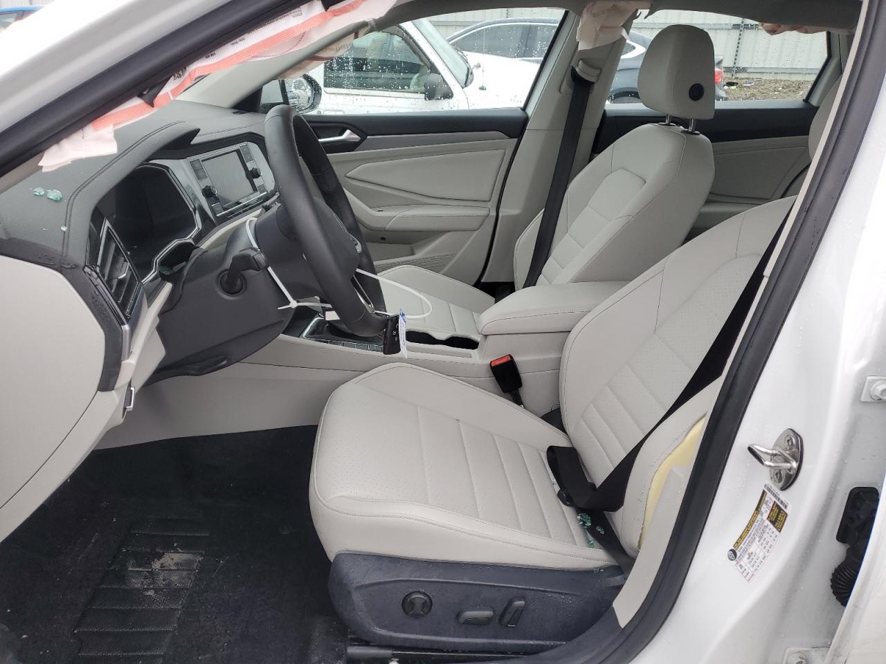2024 VOLKSWAGEN JETTA SE VIN:3VW7M7BU8RM044914