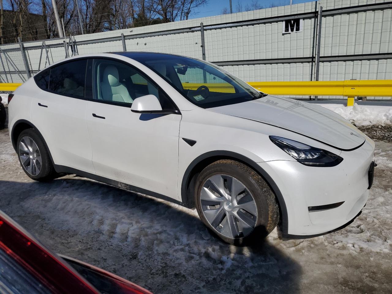 2022 TESLA MODEL Y  VIN:7SAYGDEE2NF339753