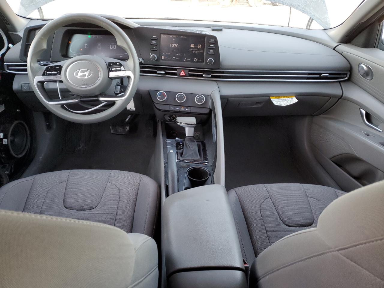 2024 HYUNDAI ELANTRA SE VIN:KMHLL4DG5RU720883