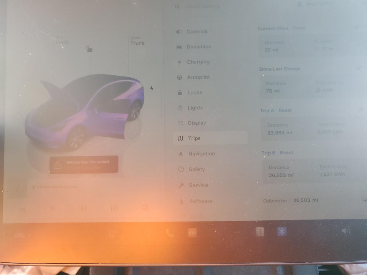 2023 TESLA MODEL Y  VIN:7SAYGDEE7PA100702