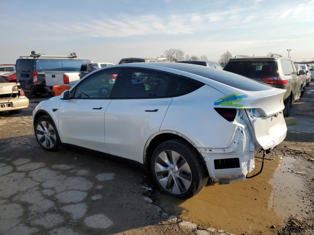 2023 TESLA MODEL Y  VIN:7SAYGDEE9PA045363