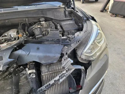 2016 Hyundai Santa FE KMHSU81UBGU633001 VIN:KMHSU81UBGU633001