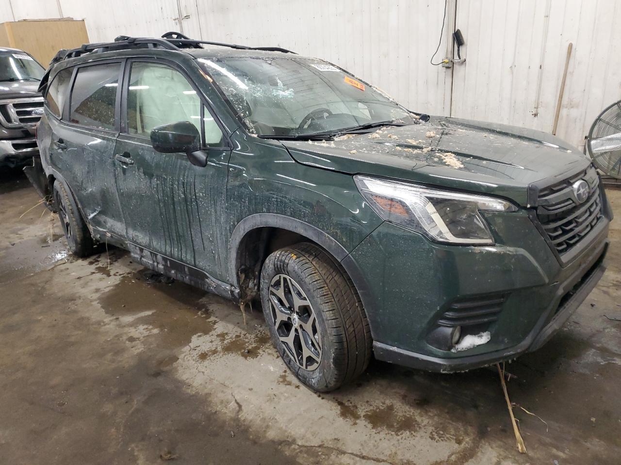 2022 SUBARU FORESTER PREMIUM VIN:JF2SKAECXNH512368