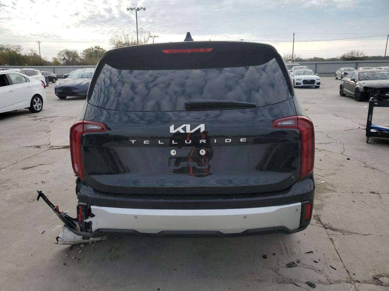 2024 KIA TELLURIDE LX VIN:5XYP24GCXRG514963