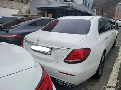 2019 Mercedes-Benz E 300 WDDZF4JB3KA524484 VIN:WDDZF4JB3KA524484