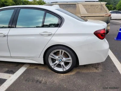 2018 BMW 330 VIN: