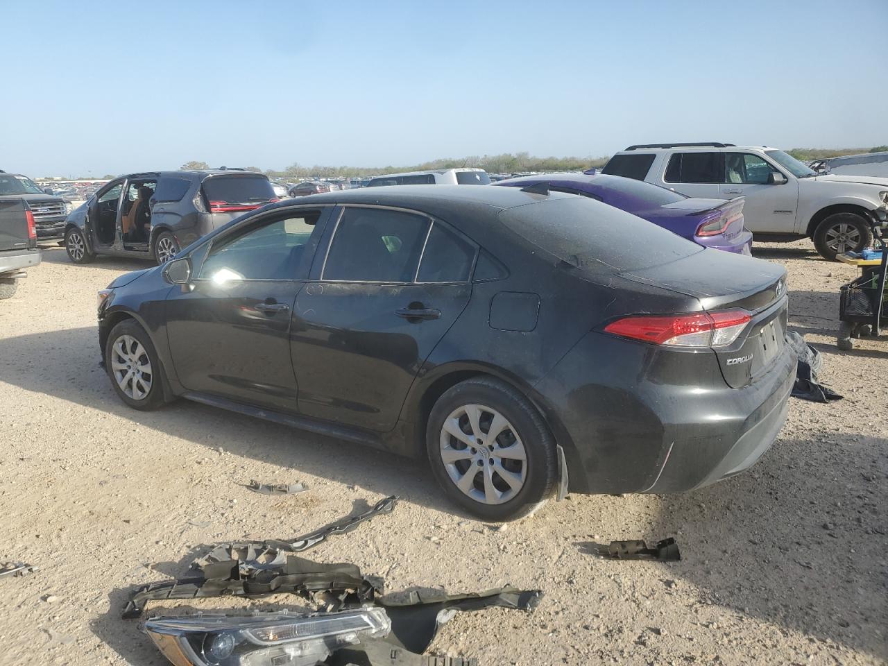 2022 TOYOTA COROLLA LE VIN:5YFEPMAE8NP379068