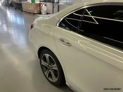 2019 Mercedes-Benz E 300 VIN: