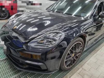 2018 Porsche Panamera VIN: