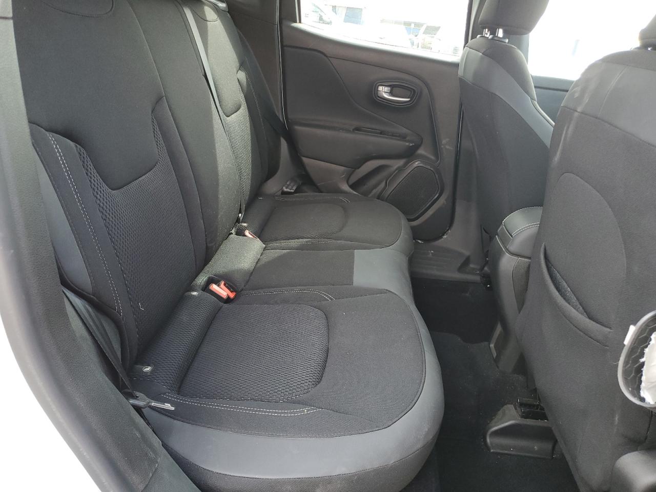 2023 JEEP RENEGADE LATITUDE VIN:ZACNJDB11PPP14737