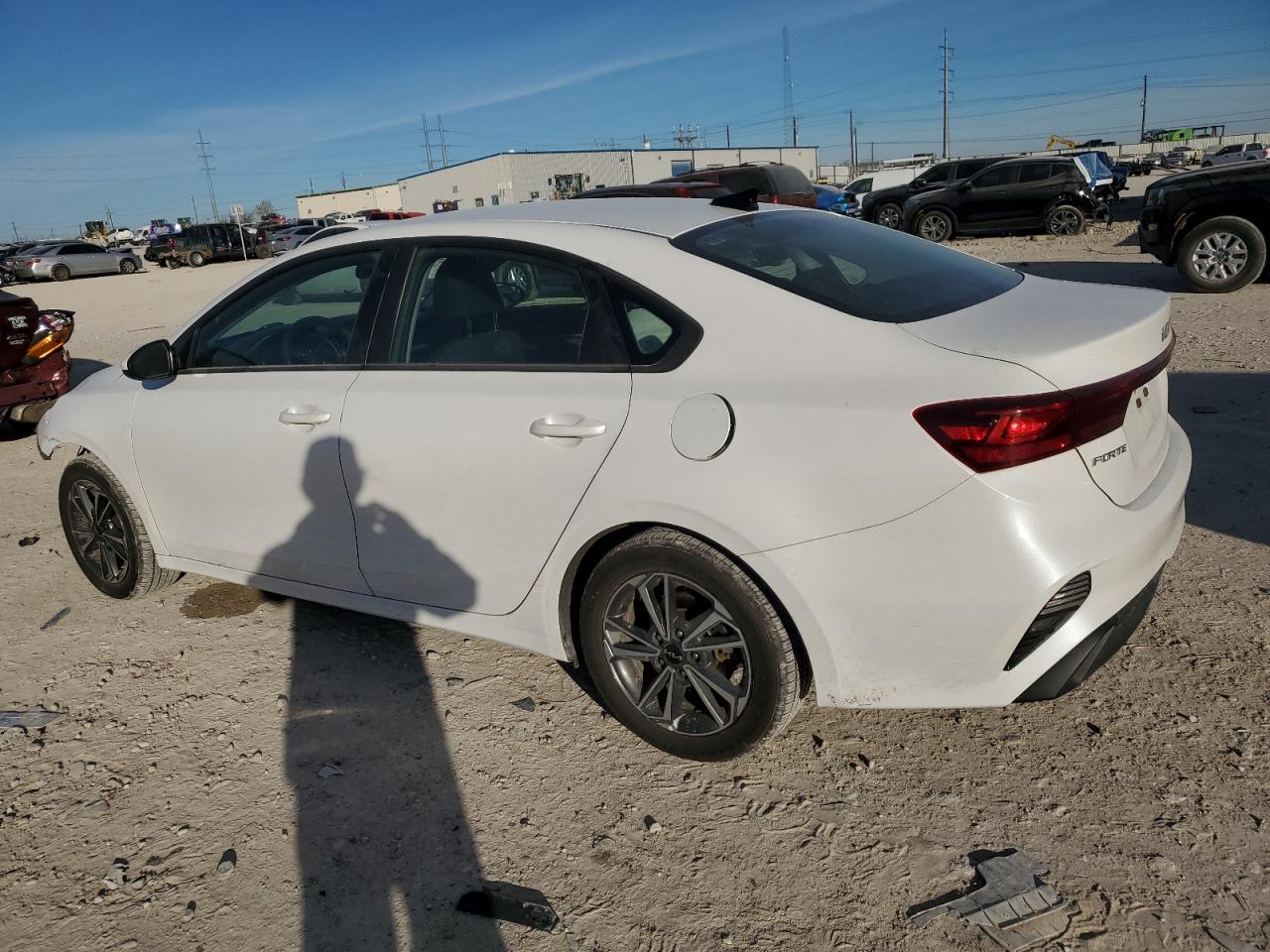 2022 KIA FORTE FE VIN:3KPF24AD3NE435350