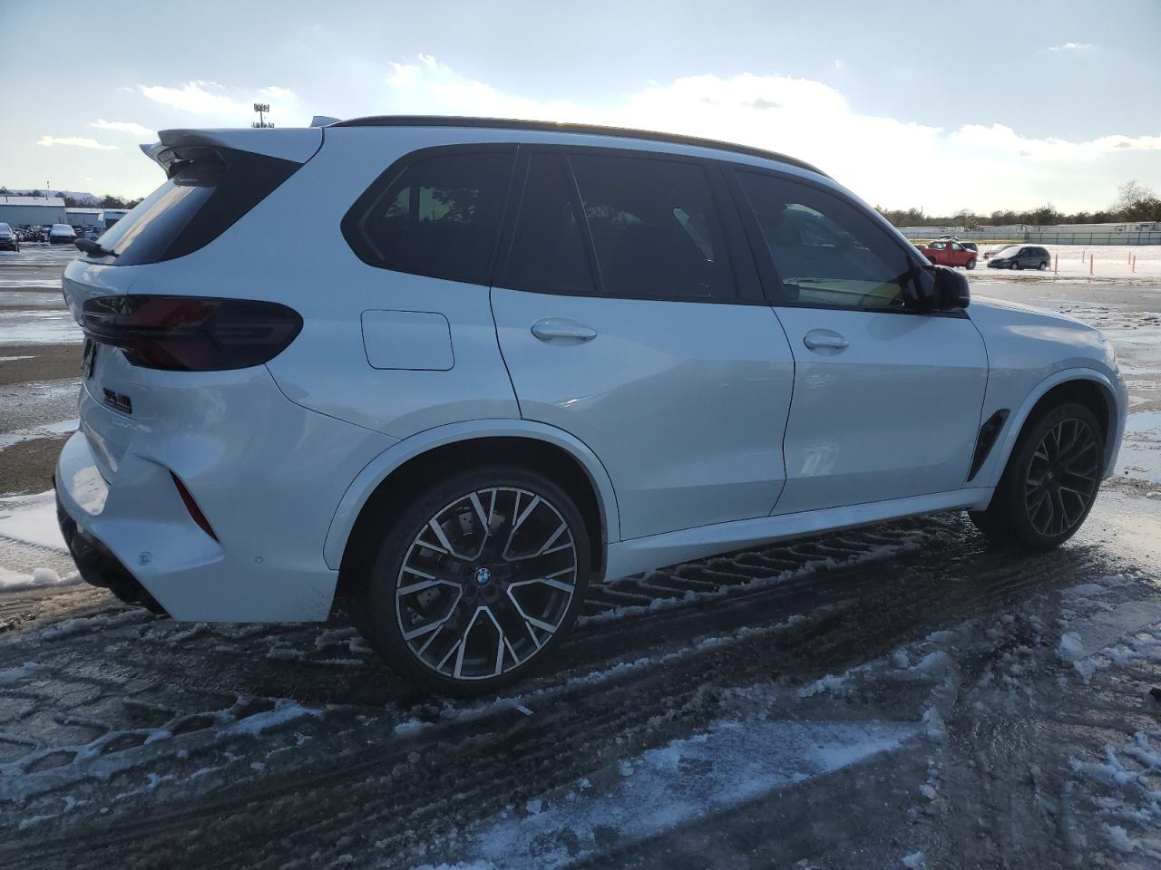 2022 BMW X5 M VIN:5YMJU0C05N9J55013