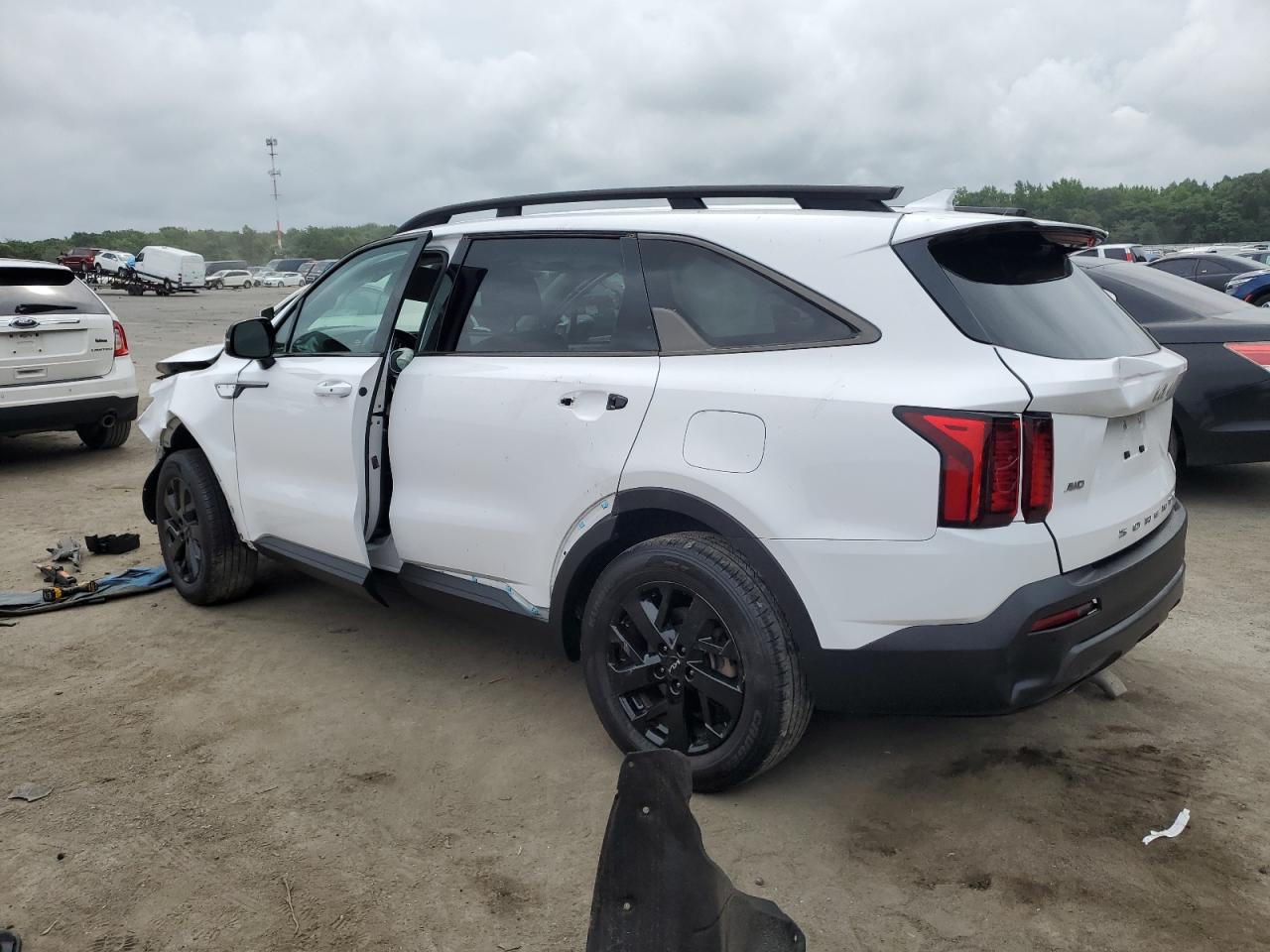 2022 KIA SORENTO S VIN:5XYRLDLC5NG087200