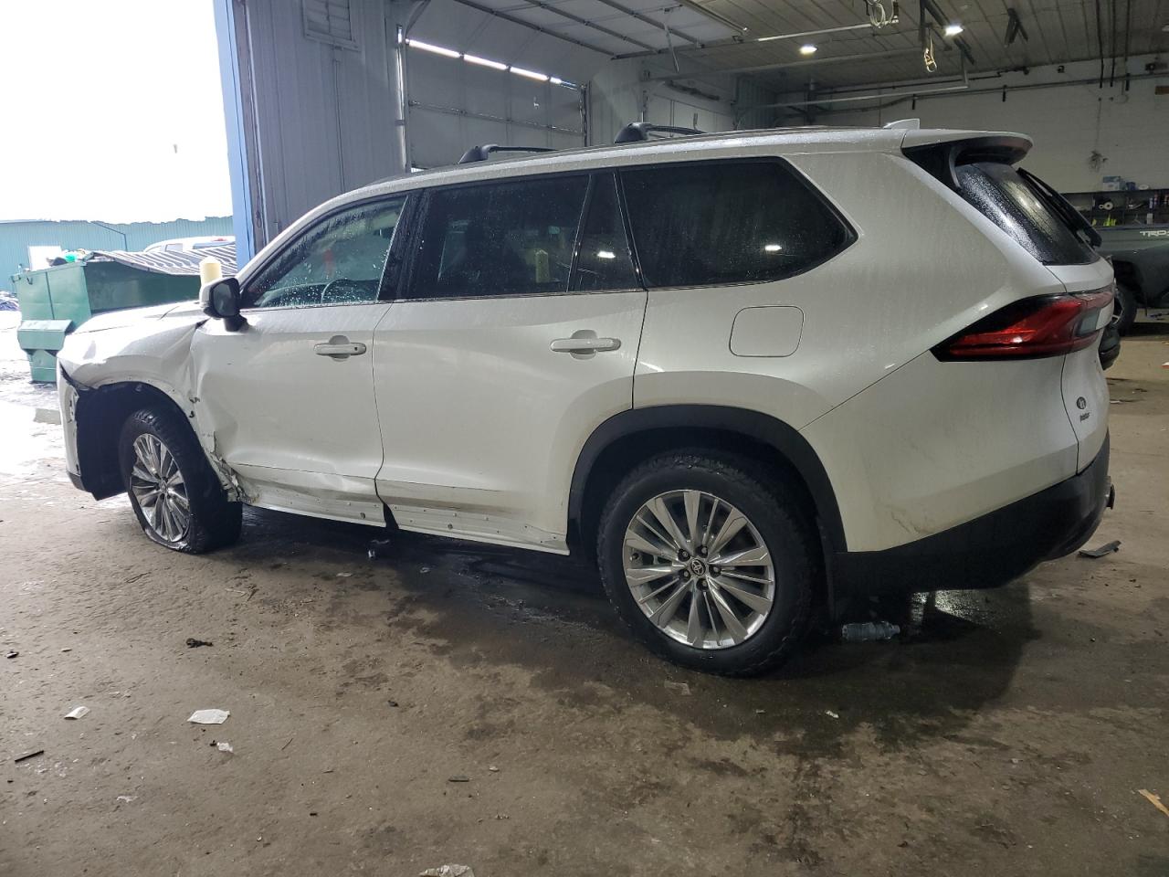 2024 TOYOTA GRAND HIGHLANDER XLE VIN:5TDAAAB52RS066799